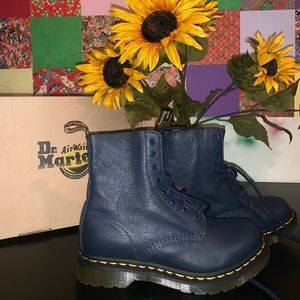 Dr. Martens New laser boots 🦋